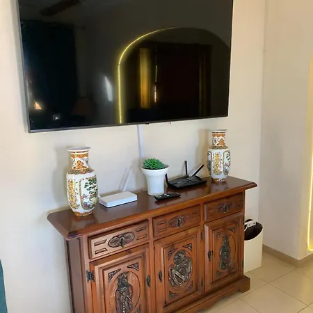 Дом отдыха Alexandra *