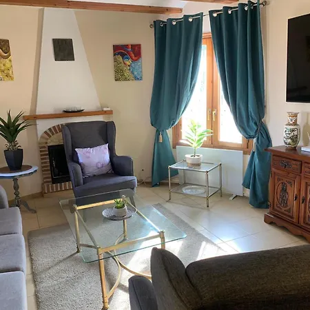 Alexandra Дом отдыха